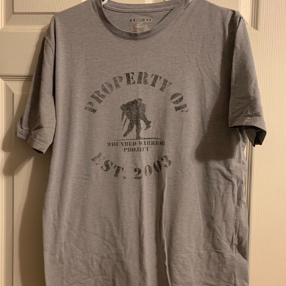 Under Armour T-shirt